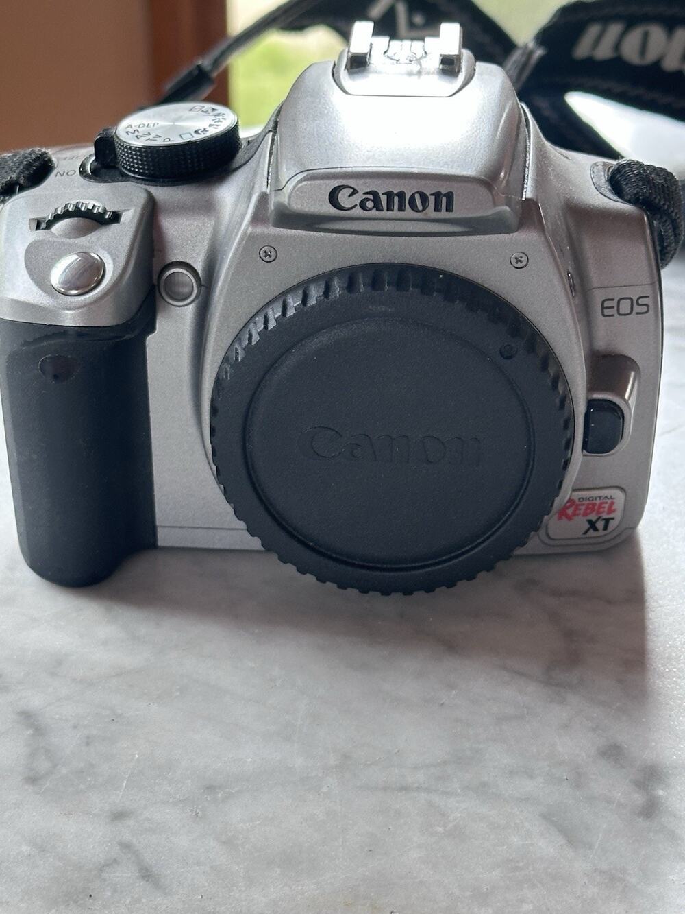 Canon EOS Digital Rebel XT Working Tested EOS 350D) digital SLR camera body